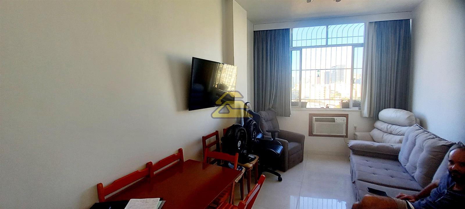 Apartamento à venda com 1 quarto, 50m² - Foto 9