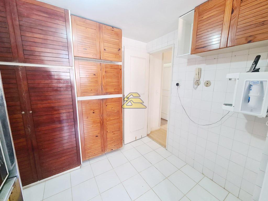 Apartamento à venda com 4 quartos, 169m² - Foto 21