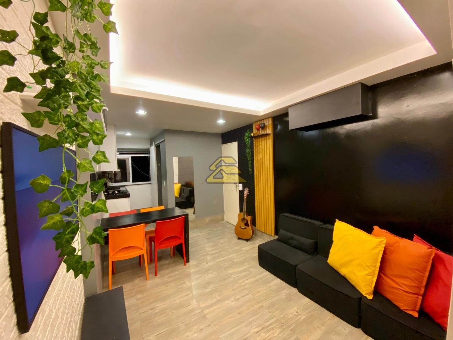 Apartamento à venda com 2 quartos, 65m² - Foto 1