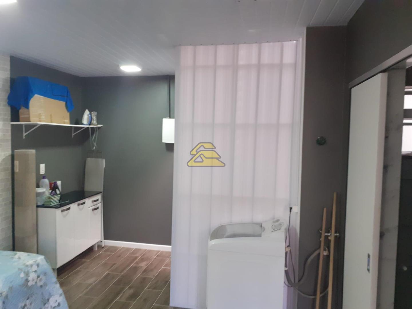 Casa à venda com 2 quartos, 75m² - Foto 14