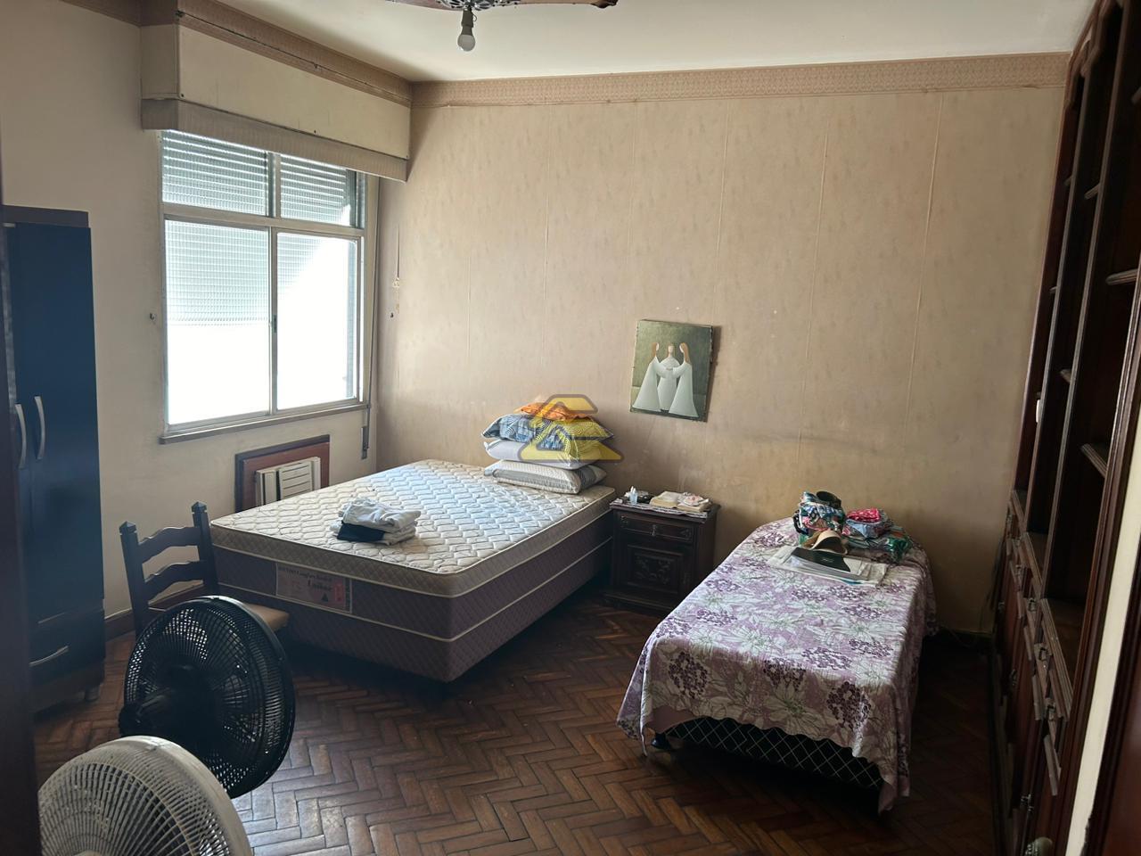 Apartamento à venda com 3 quartos, 215m² - Foto 15