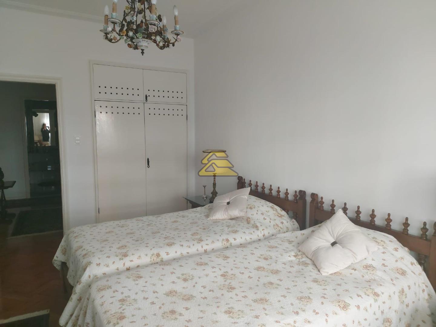 Apartamento à venda com 4 quartos, 223m² - Foto 28