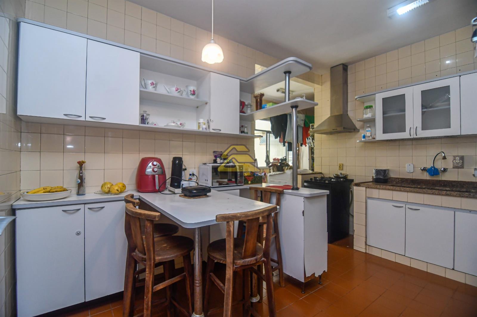 Apartamento à venda com 3 quartos, 123m² - Foto 17