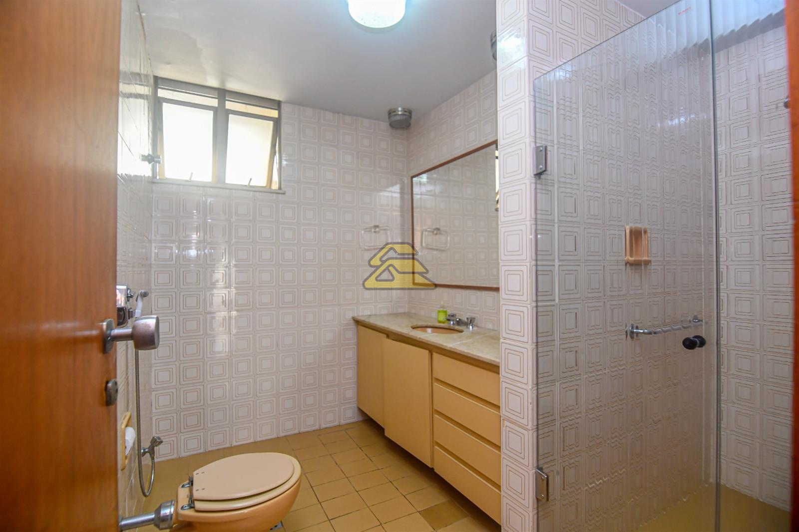 Apartamento à venda com 3 quartos, 121m² - Foto 21