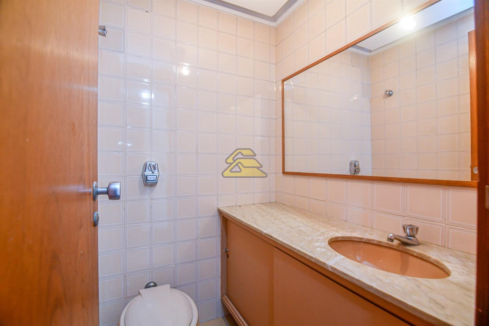 Apartamento à venda com 3 quartos, 121m² - Foto 25