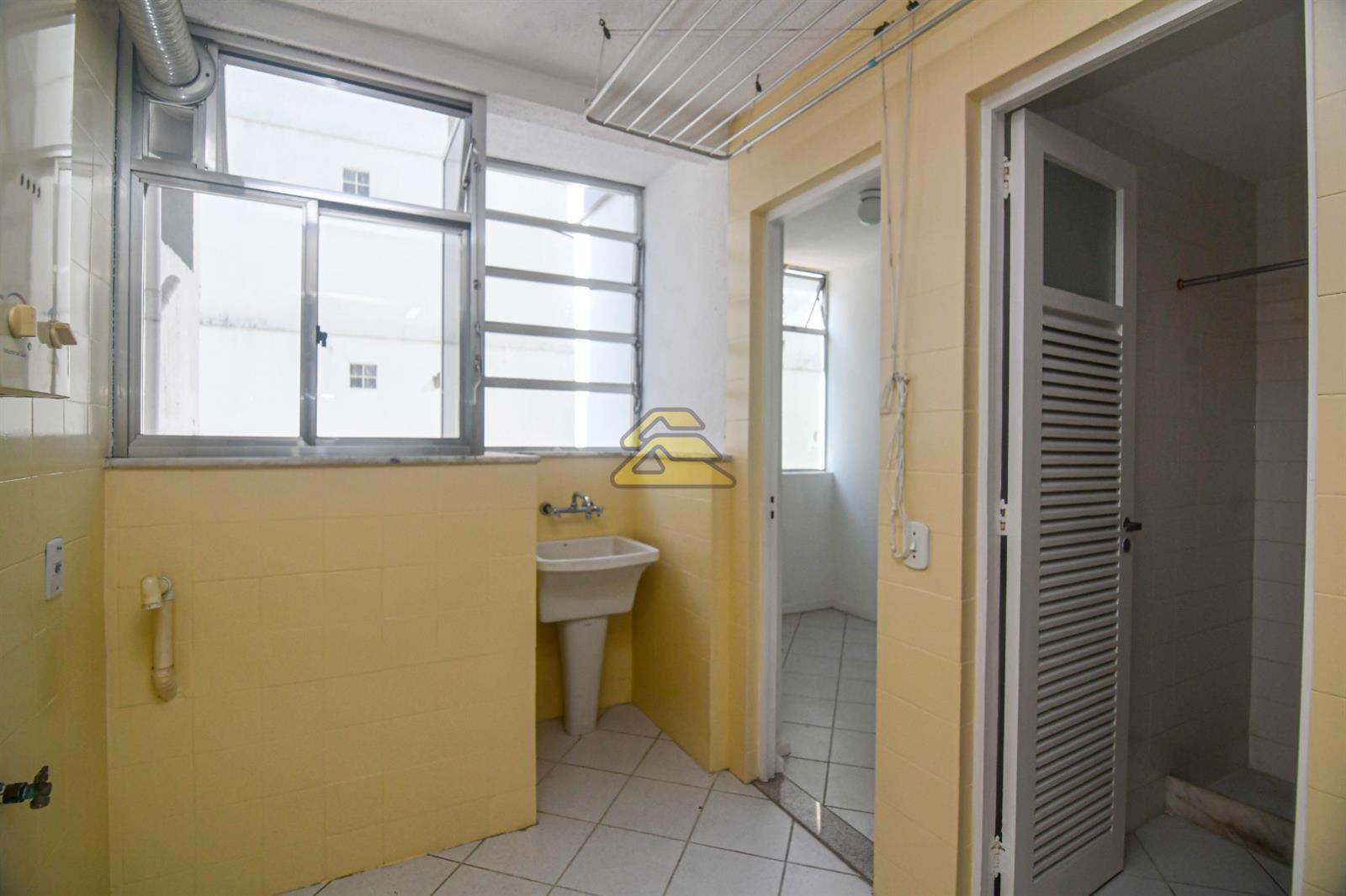 Apartamento à venda com 3 quartos, 118m² - Foto 23