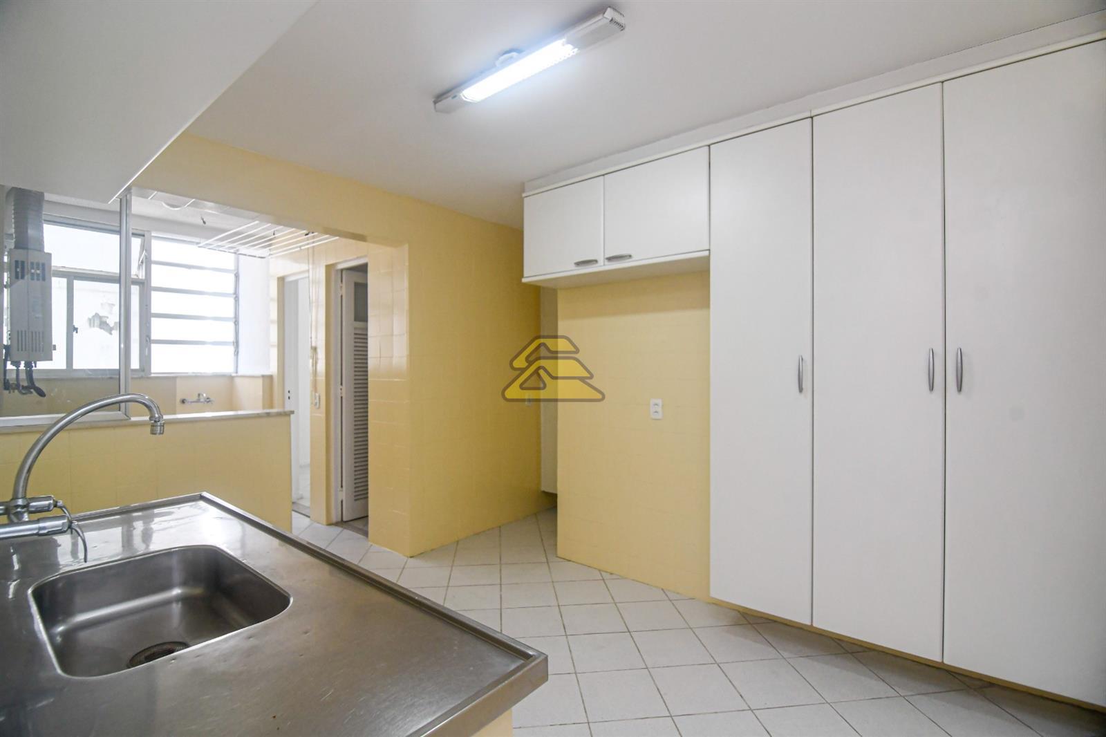 Apartamento à venda com 3 quartos, 118m² - Foto 24