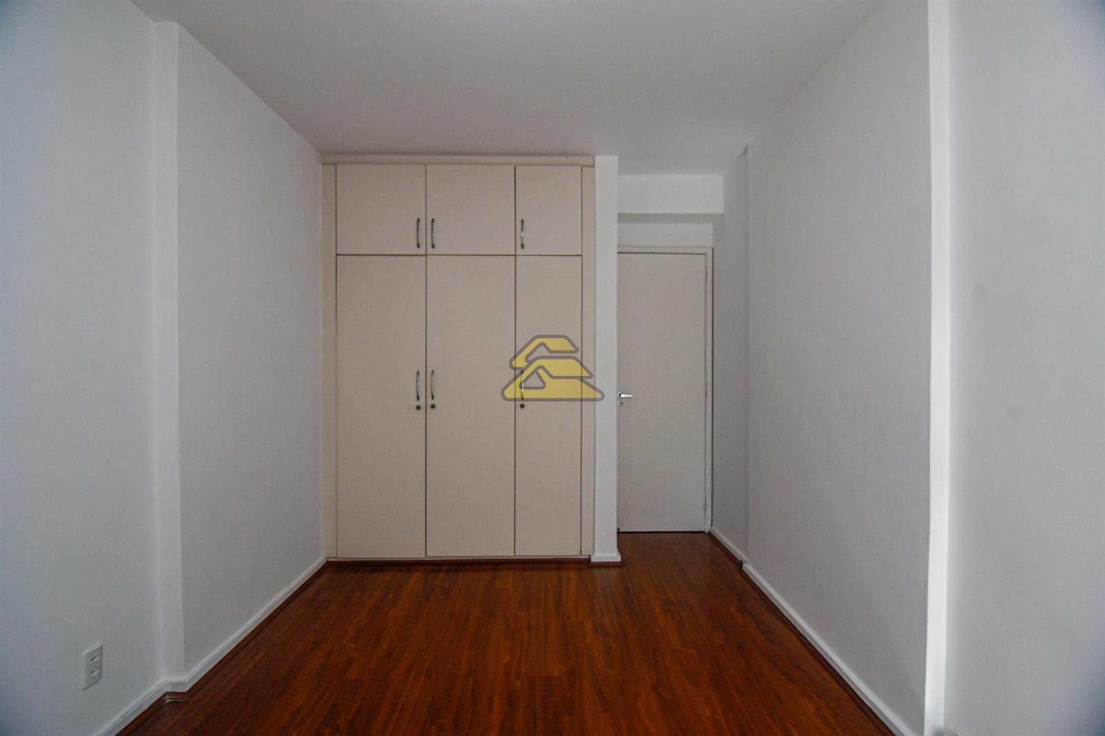 Apartamento à venda com 3 quartos, 118m² - Foto 7