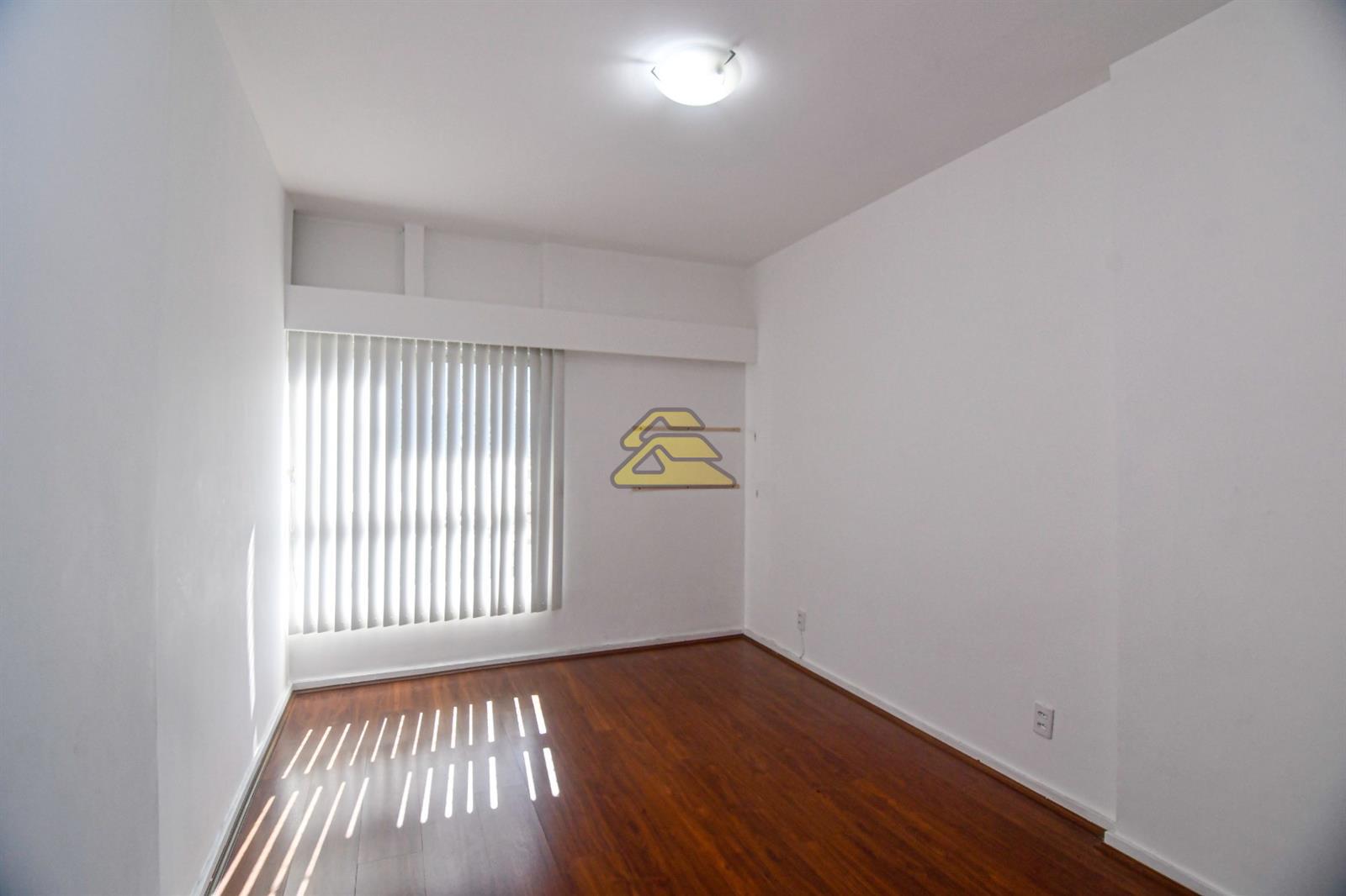 Apartamento à venda com 3 quartos, 118m² - Foto 8