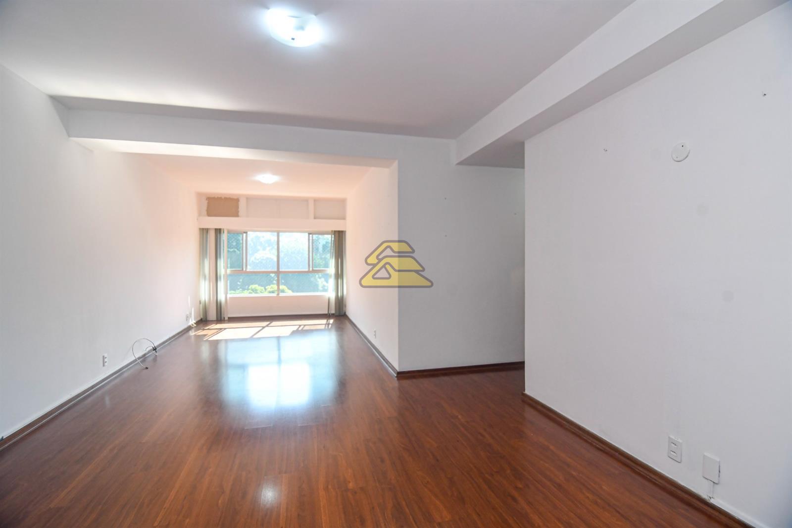 Apartamento à venda com 3 quartos, 118m² - Foto 4