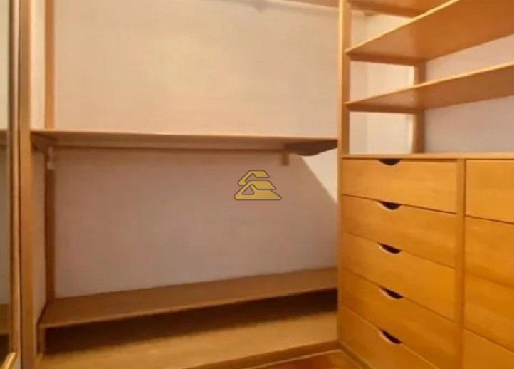 Apartamento à venda com 4 quartos, 200m² - Foto 11