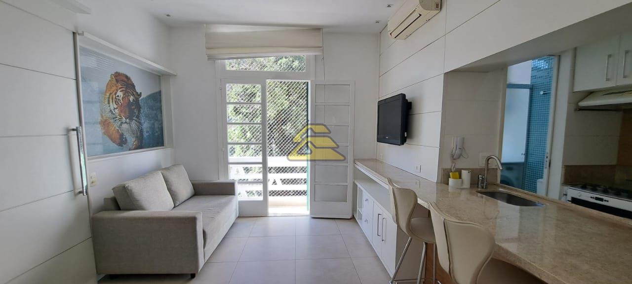 Apartamento à venda com 1 quarto, 34m² - Foto 2