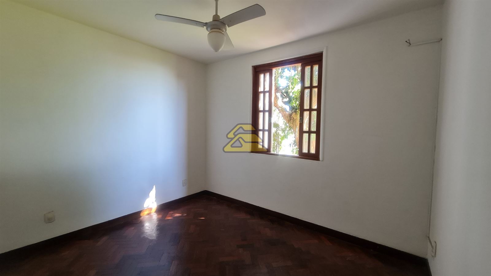 Casa de Vila à venda com 3 quartos, 83m² - Foto 10