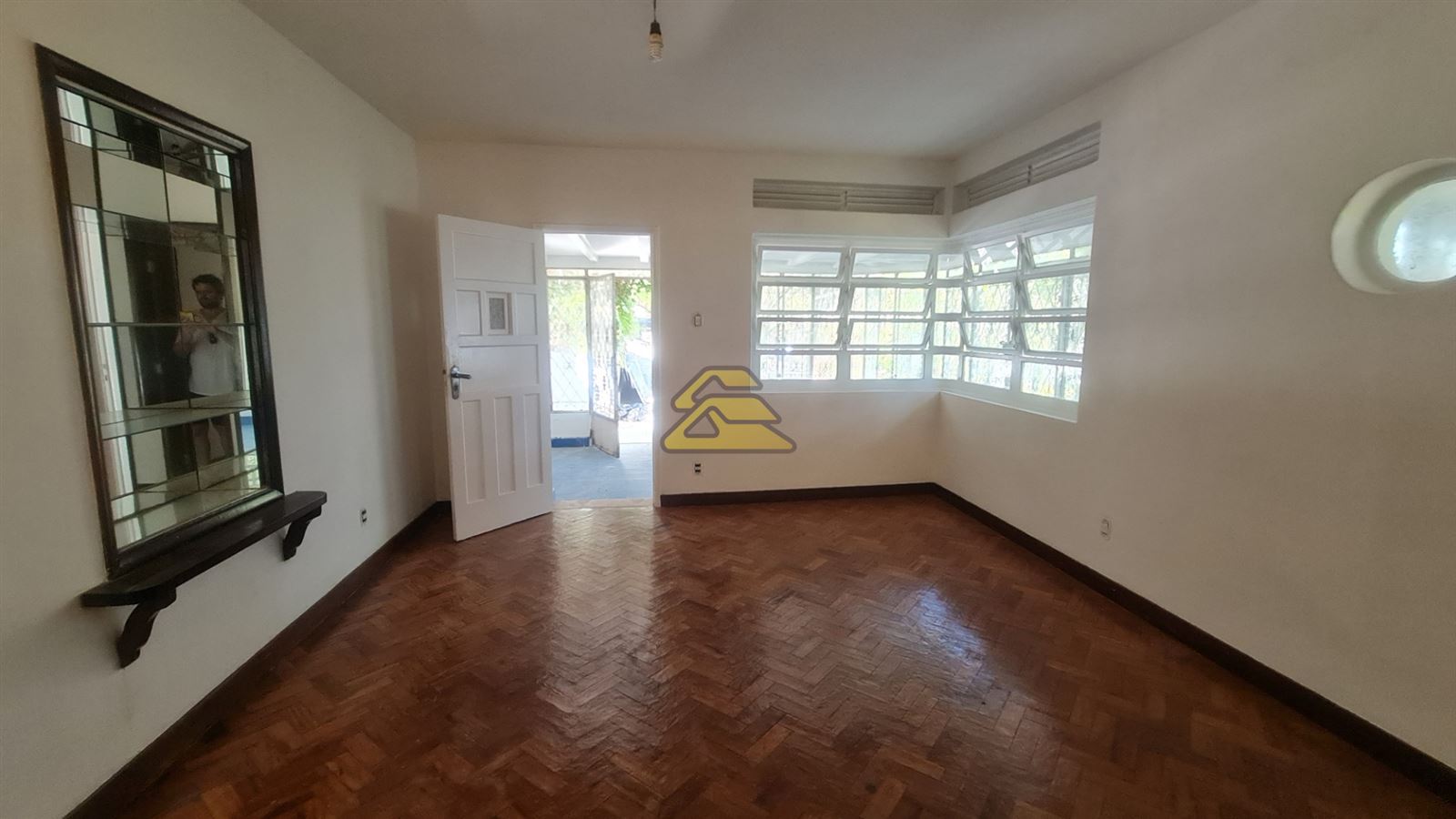 Casa de Vila à venda com 3 quartos, 83m² - Foto 4