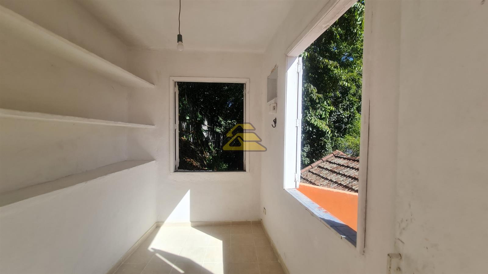 Casa de Vila à venda com 3 quartos, 83m² - Foto 21