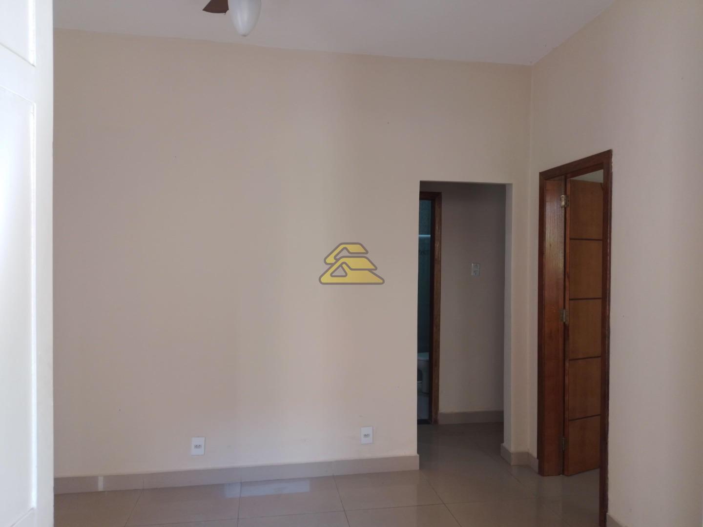 Apartamento à venda com 2 quartos, 36m² - Foto 27