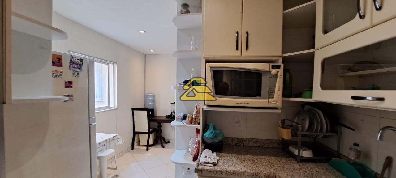 Apartamento à venda com 3 quartos, 130m² - Foto 16