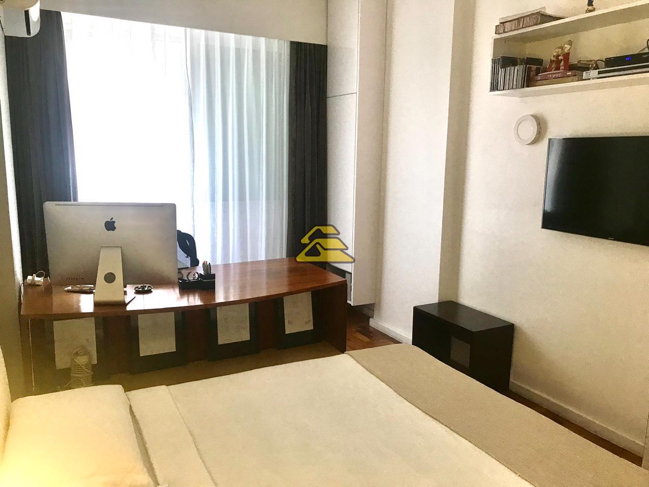 Apartamento à venda com 3 quartos, 214m² - Foto 14