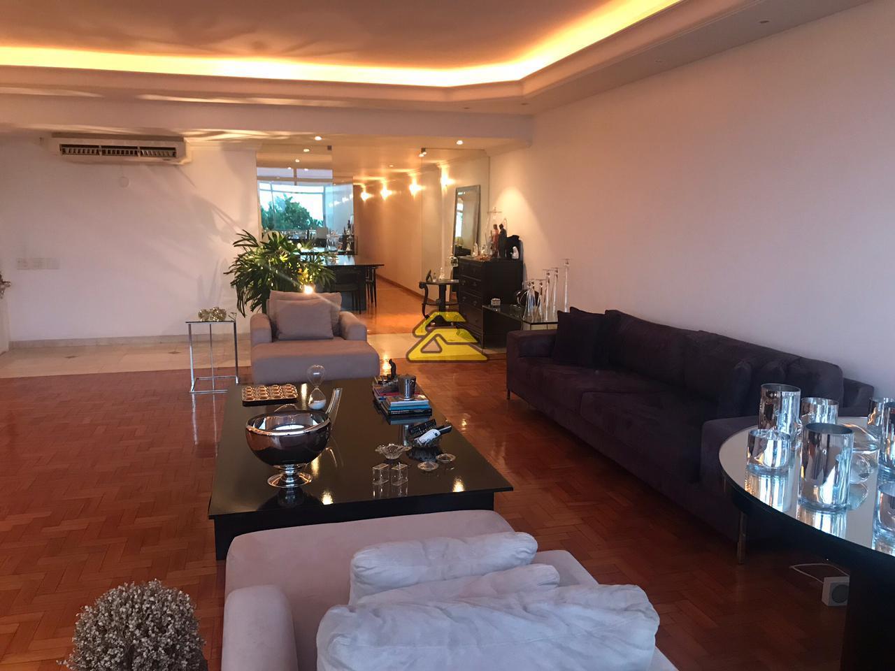 Apartamento à venda com 3 quartos, 214m² - Foto 3