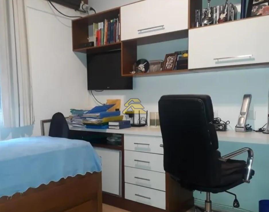 Apartamento à venda com 3 quartos, 176m² - Foto 13