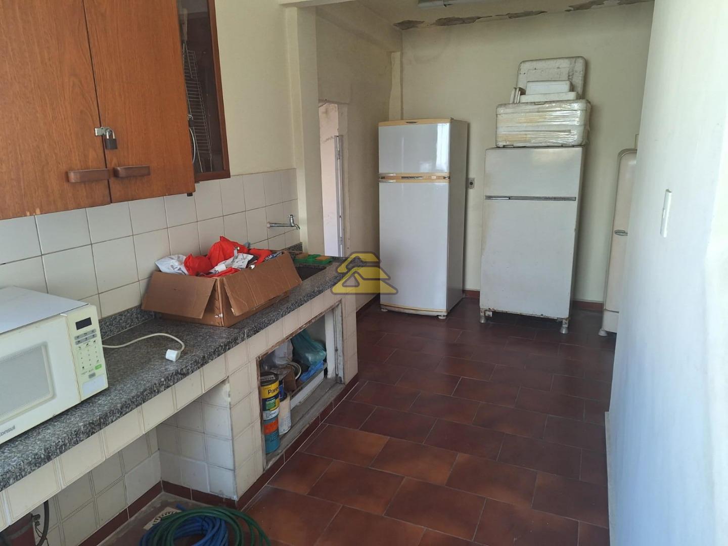 Apartamento à venda com 3 quartos, 172m² - Foto 32