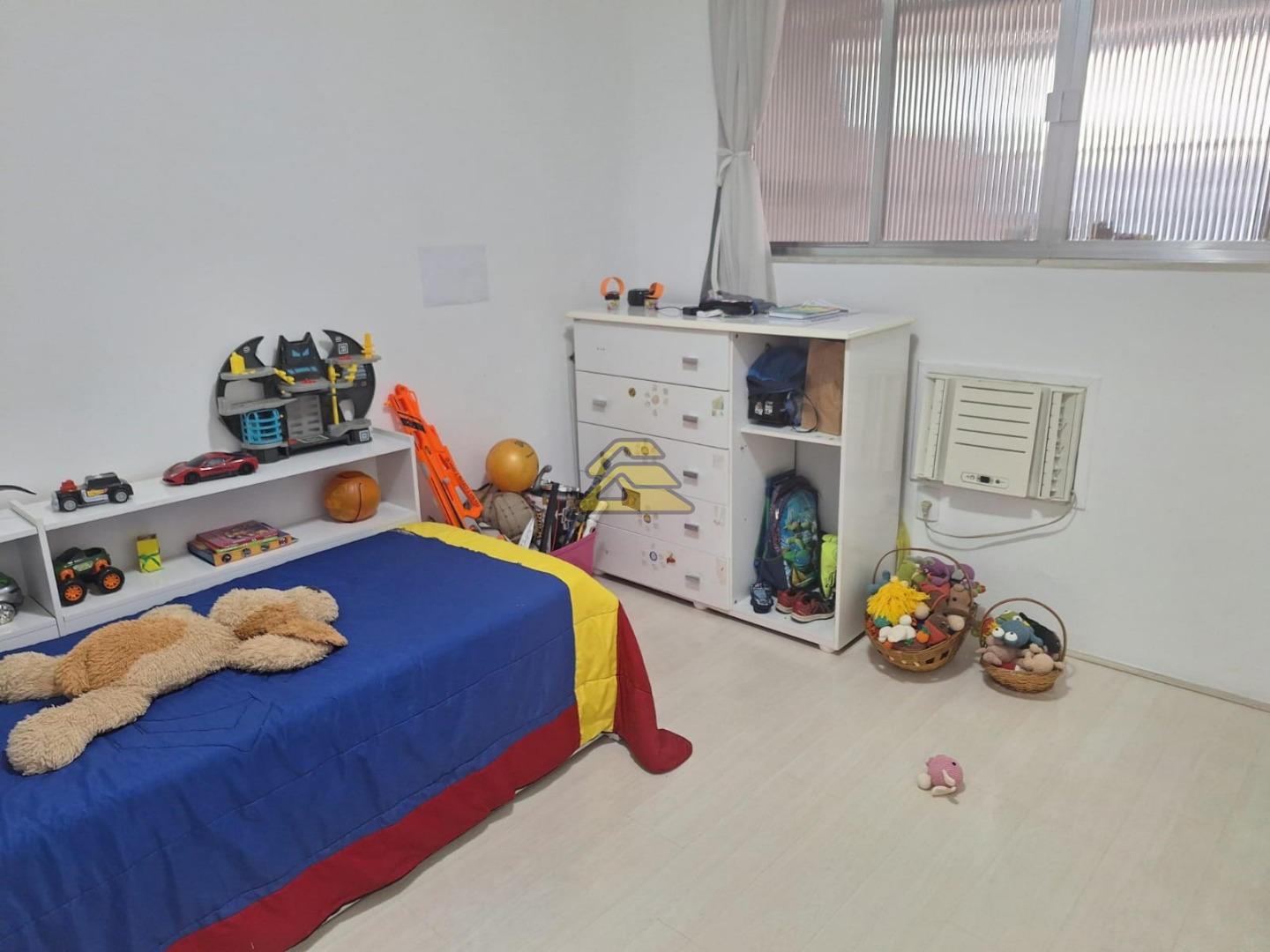 Apartamento à venda com 3 quartos, 172m² - Foto 8