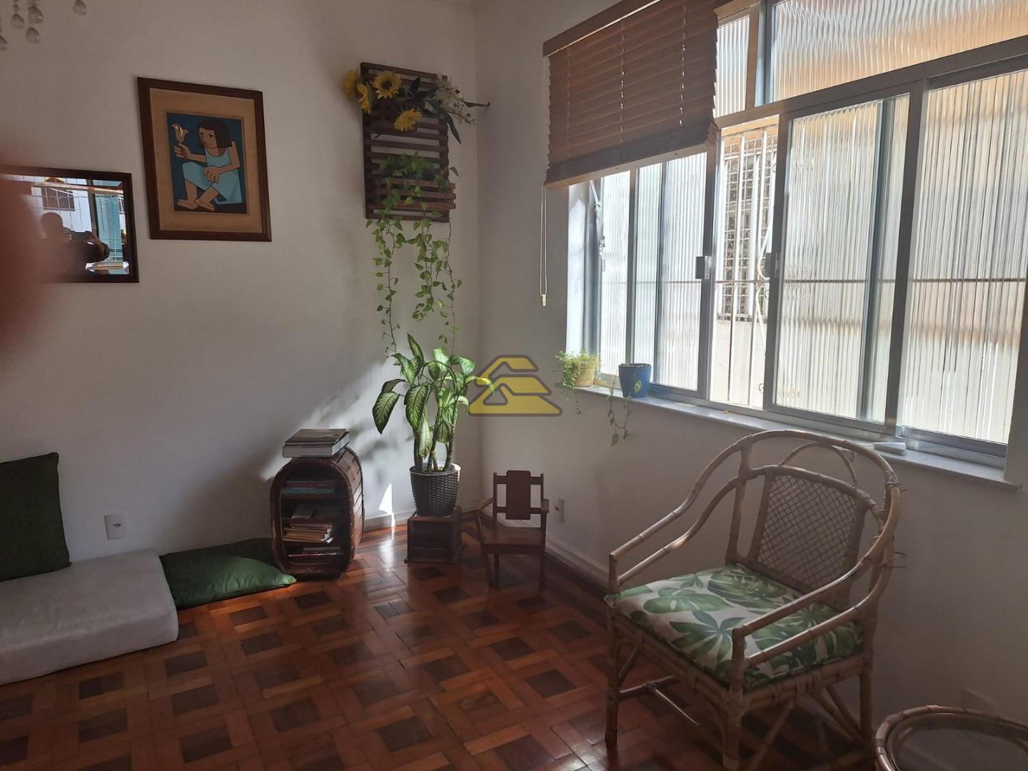 Apartamento à venda com 3 quartos, 172m² - Foto 4