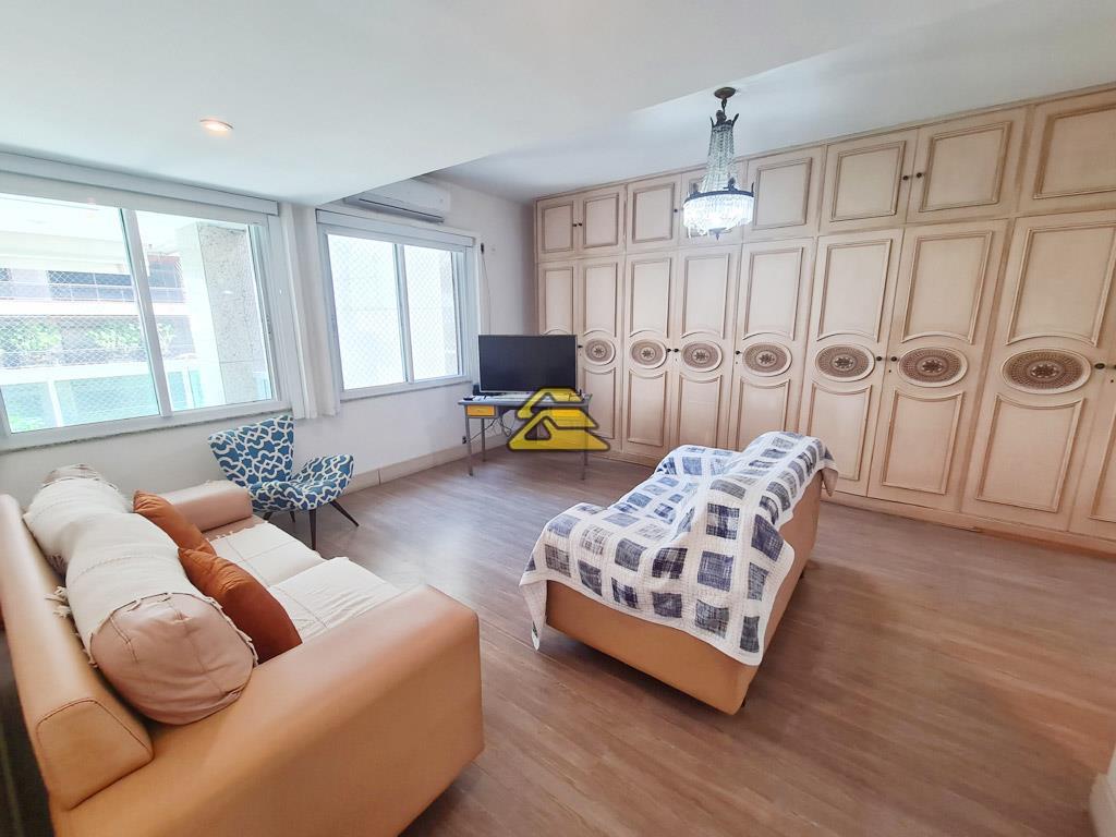 Apartamento à venda com 4 quartos, 169m² - Foto 14