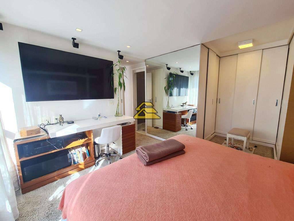 Cobertura à venda com 3 quartos, 247m² - Foto 29