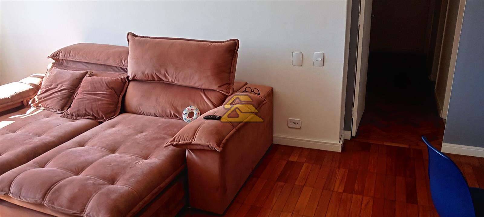 Apartamento à venda com 3 quartos, 111m² - Foto 1