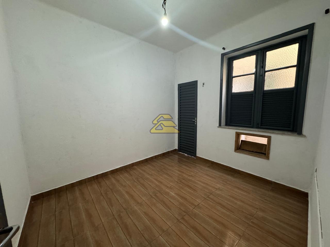 Apartamento à venda com 2 quartos, 60m² - Foto 10