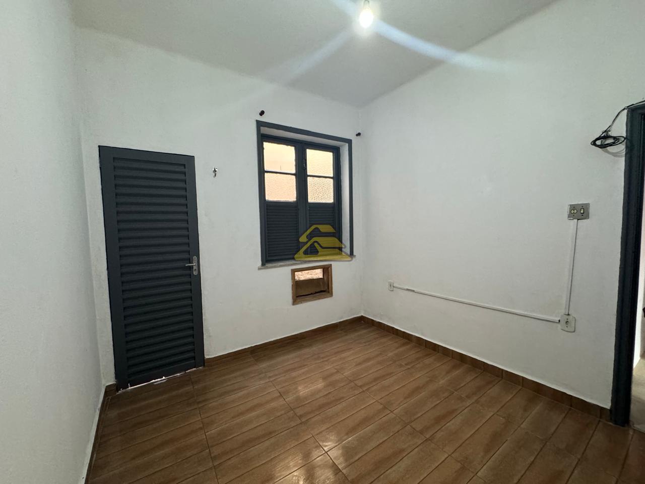 Apartamento à venda com 2 quartos, 60m² - Foto 12