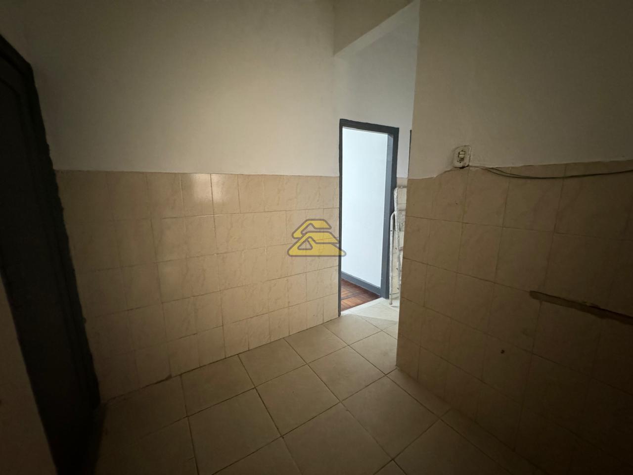 Apartamento à venda com 2 quartos, 60m² - Foto 15