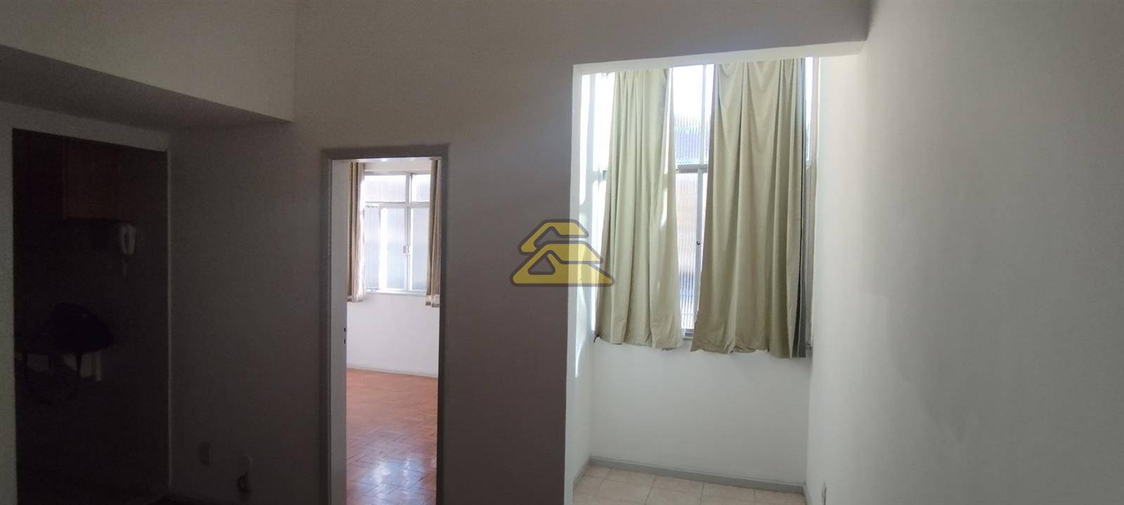 Apartamento à venda com 1 quarto, 32m² - Foto 11