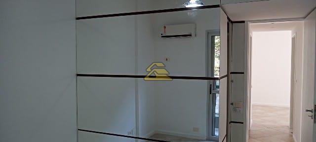 Apartamento à venda com 2 quartos, 72m² - Foto 10