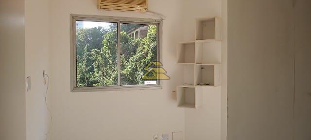 Apartamento à venda com 2 quartos, 72m² - Foto 22