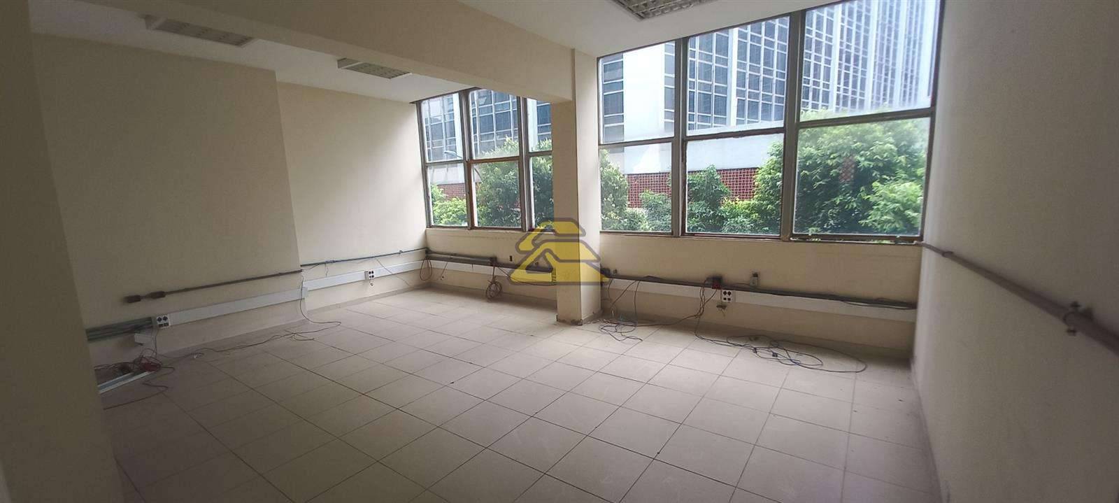 Conjunto Comercial-Sala para alugar, 277m² - Foto 1