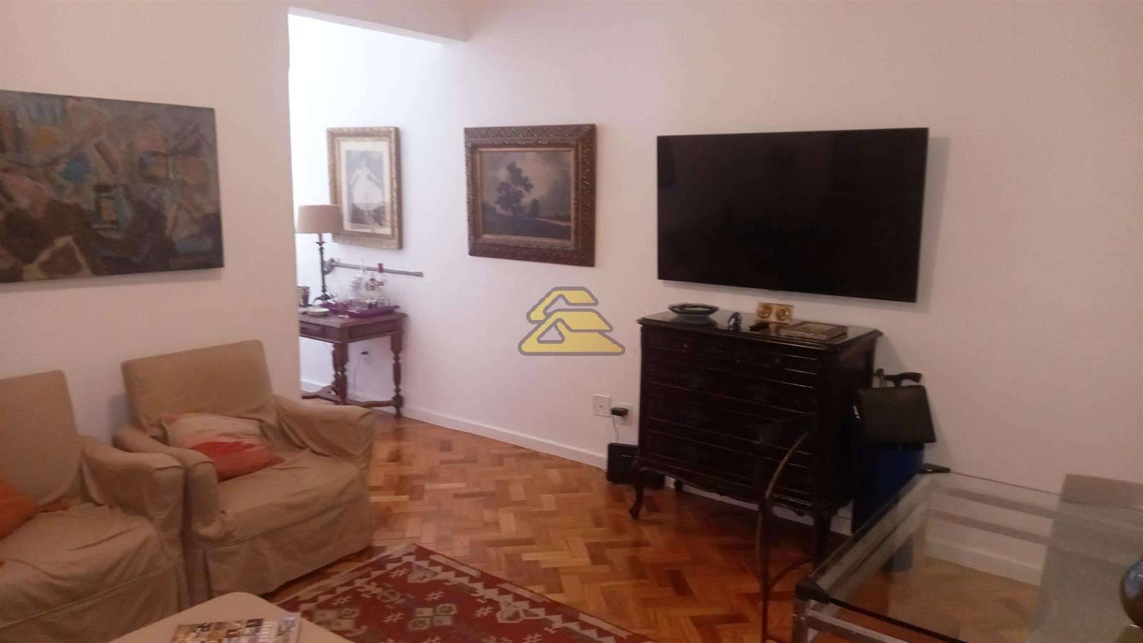 Apartamento à venda com 1 quarto, 40m² - Foto 8