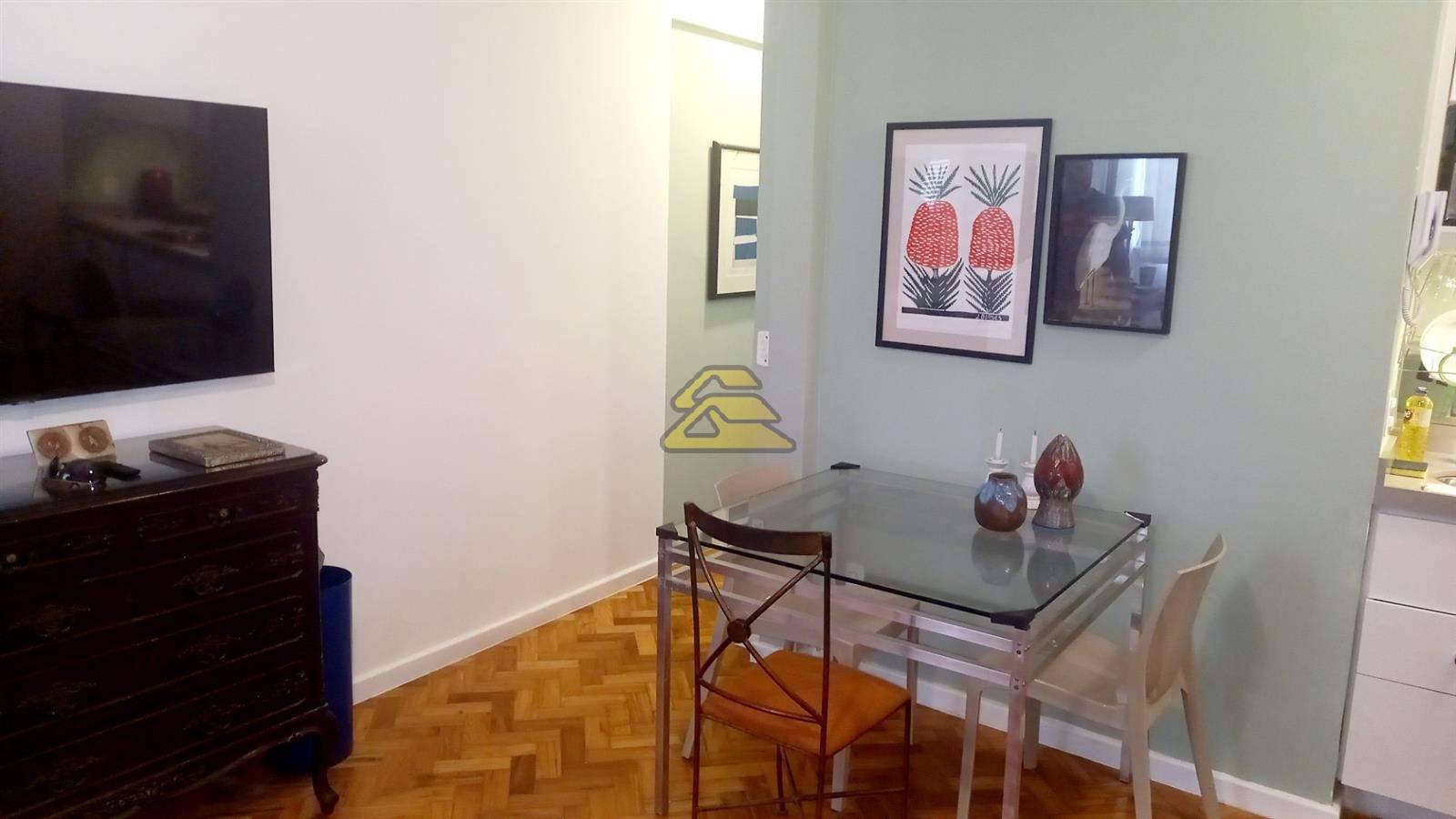 Apartamento à venda com 1 quarto, 40m² - Foto 9