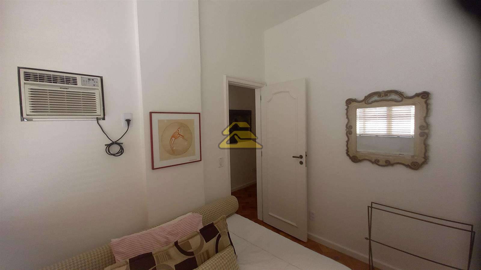 Apartamento à venda com 1 quarto, 40m² - Foto 16