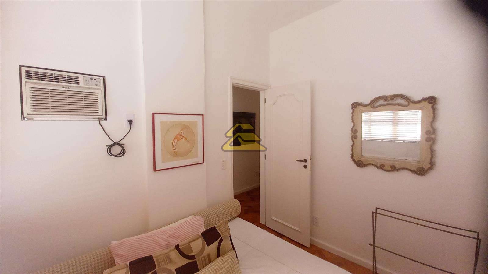 Apartamento à venda com 1 quarto, 40m² - Foto 17