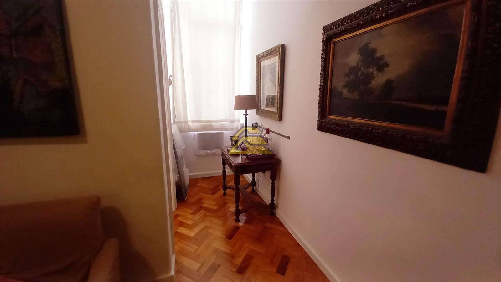 Apartamento à venda com 1 quarto, 40m² - Foto 29