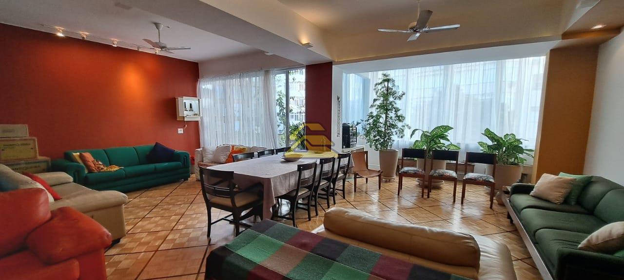 Apartamento à venda com 4 quartos, 231m² - Foto 1