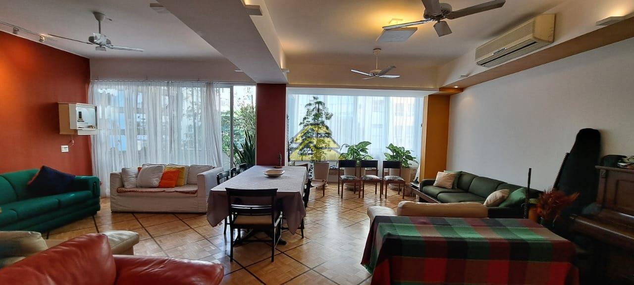 Apartamento à venda com 4 quartos, 231m² - Foto 2