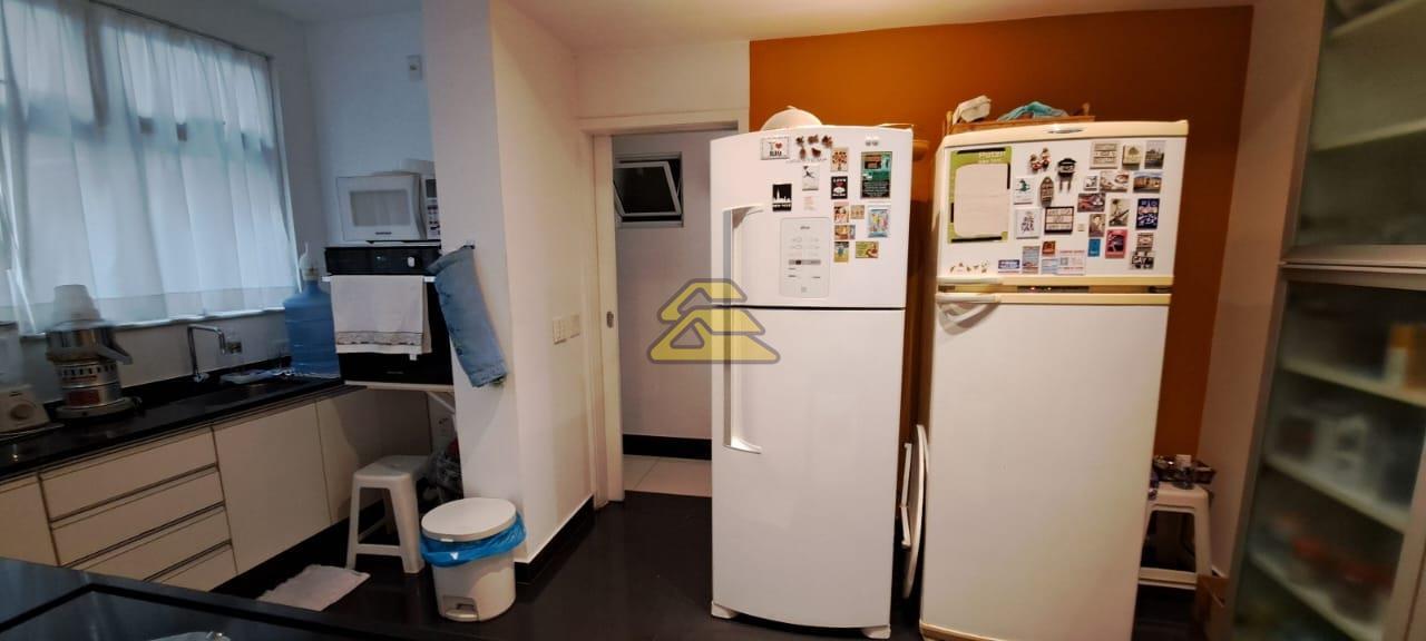 Apartamento à venda com 4 quartos, 231m² - Foto 26