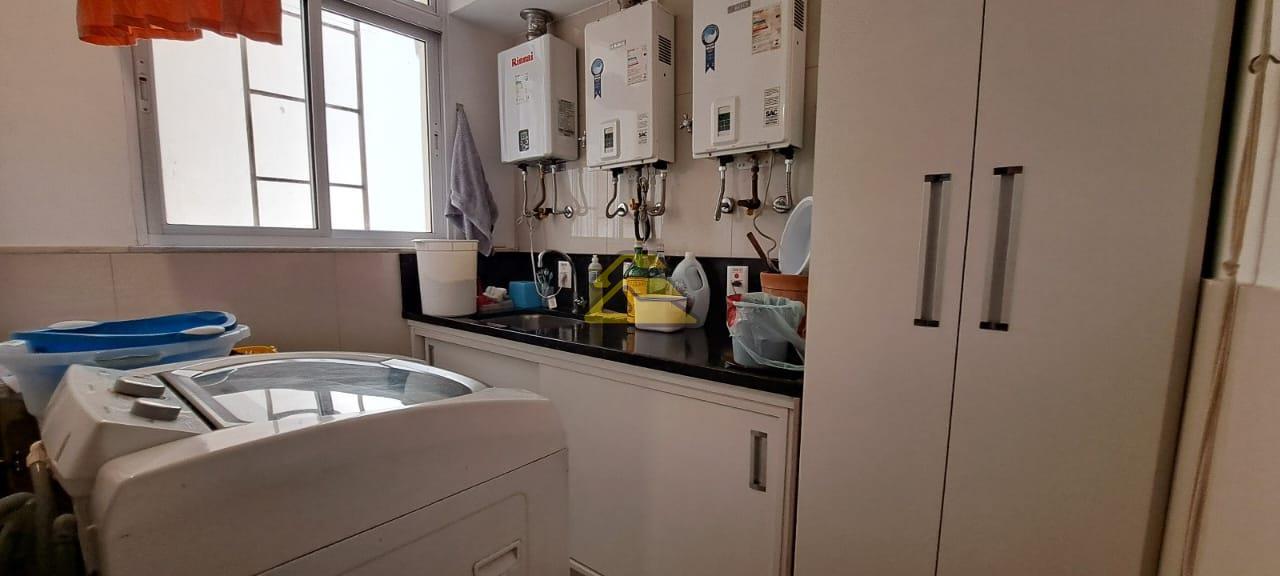 Apartamento à venda com 4 quartos, 231m² - Foto 30