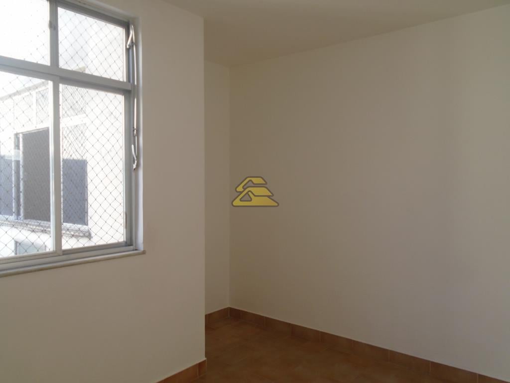 Apartamento para alugar com 2 quartos, 85m² - Foto 5