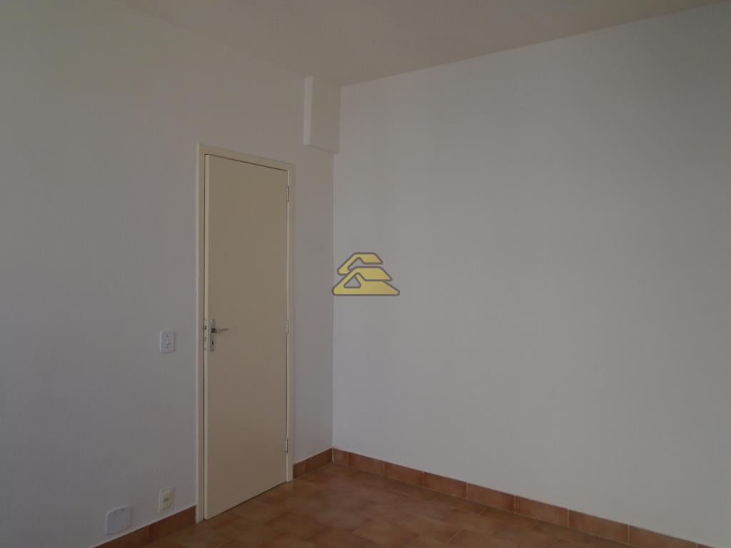 Apartamento para alugar com 2 quartos, 85m² - Foto 7