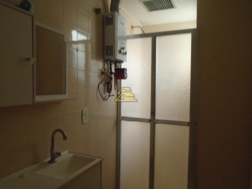 Apartamento para alugar com 2 quartos, 85m² - Foto 11