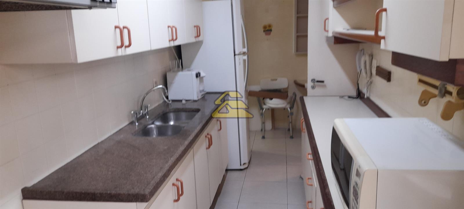 Apartamento à venda com 2 quartos, 120m² - Foto 19